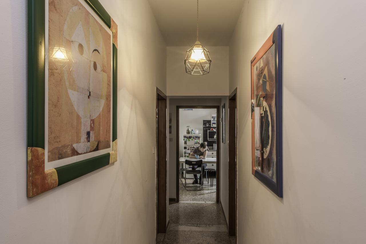 The Academy Hostal Venecia